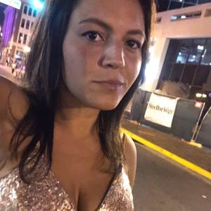 Meet your Posher, Dani